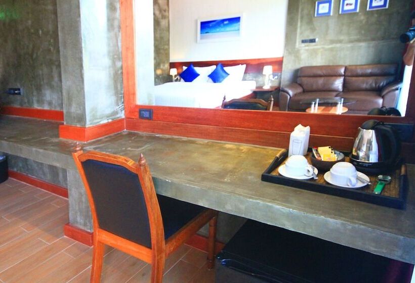 غرفة كمفورت مع بلكونة, Green View Village Resort   Sha Plus