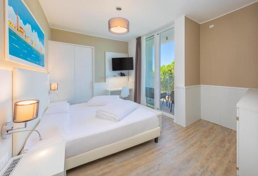 Трехместный Номер Deluxe, Marina Palace Hotel 4 Stelle S