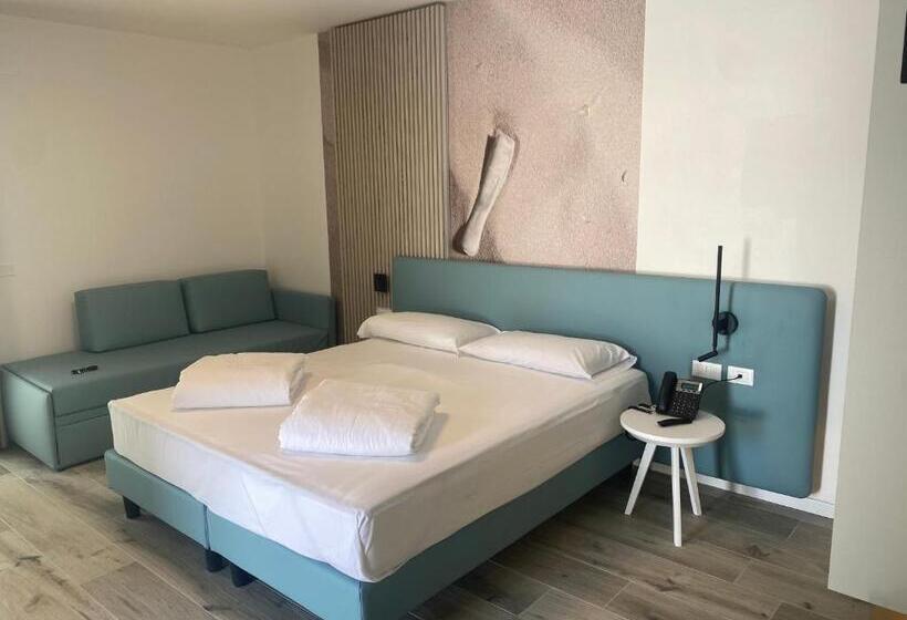 Люкс с гидромассажем, Marina Palace Hotel 4 Stelle S