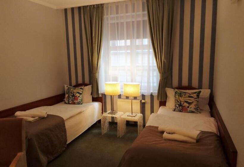 Классический Номер, Stare Miasto Old Town