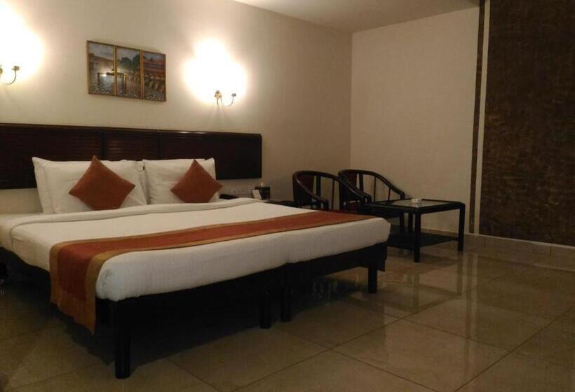 Habitació Deluxe, Yuvarani Residency