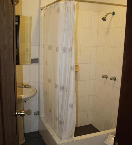 חדר אקזקיוטיב, Peru Hotel & Suites