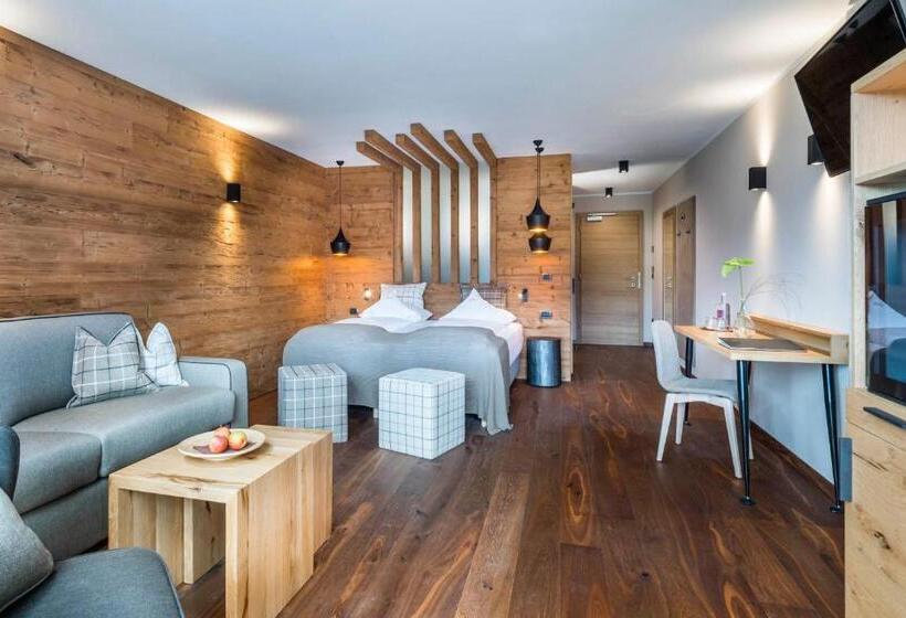 Полулюкс Повышенной Комфортности, Wellnesshotel Erica
