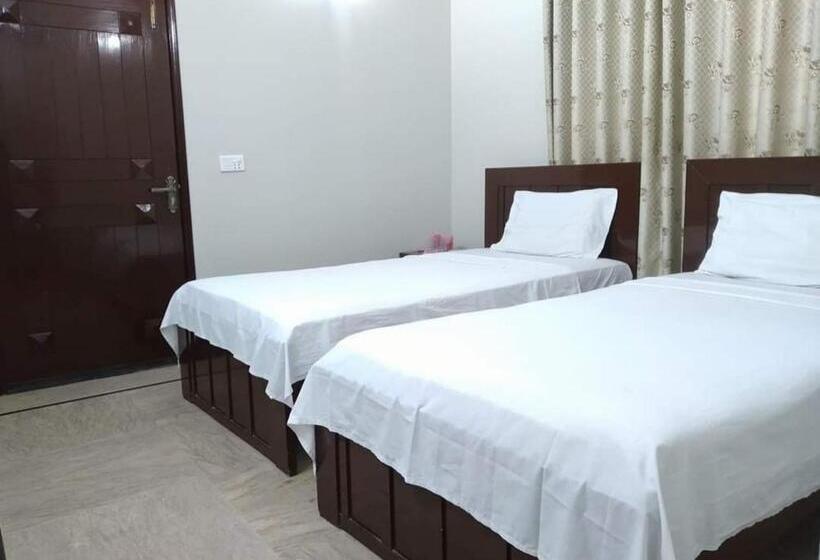 اتاق لوکس, Cosy Inn Guest House