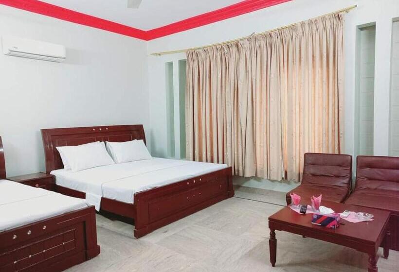 اتاق لوکس سه تخته, Cosy Inn Guest House