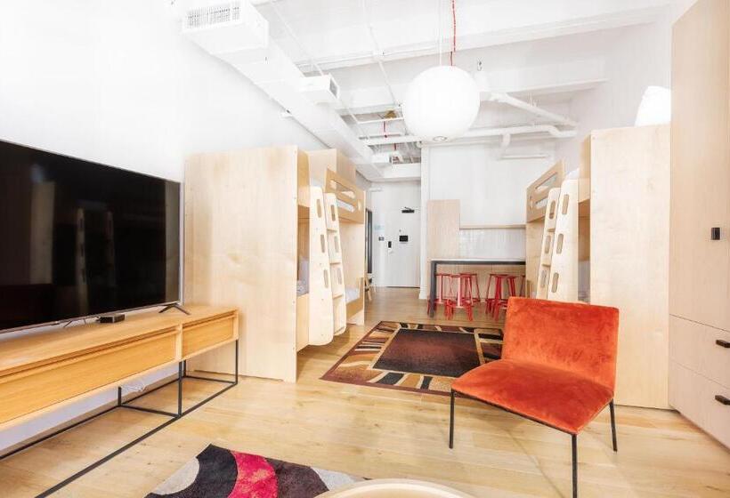 Estúdio Standart com Beliches, Placemakr Wall Street