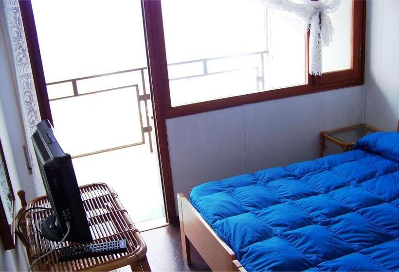 エコノミーシングルルーム, Albergo La Lampara