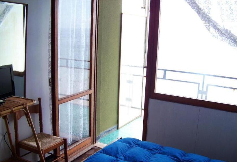 エコノミーシングルルーム, Albergo La Lampara