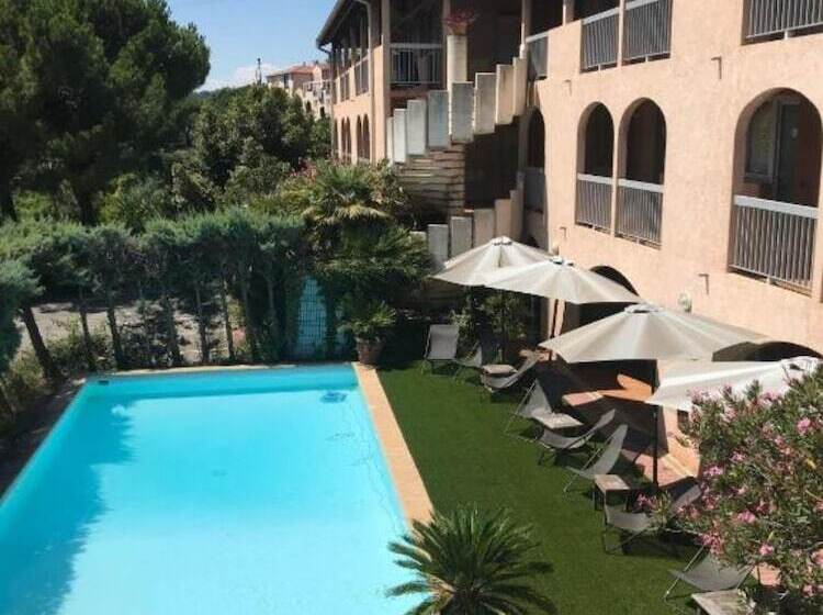스탠다드 트리플 룸, Belvédère Cannes Mougins