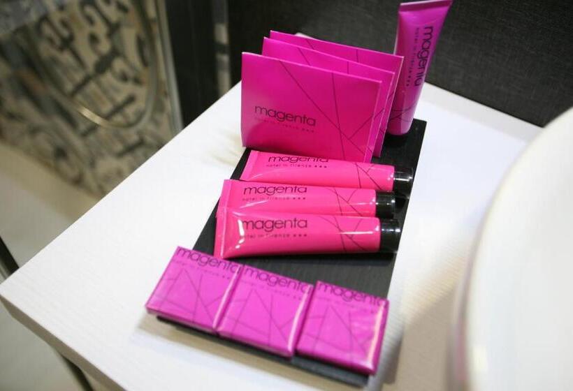 اتاق استاندارد, Magenta