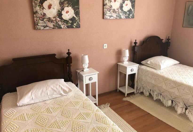 Люкс, Residencia Maria Jose
