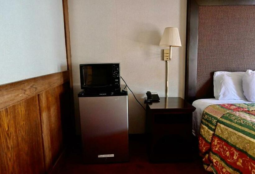 חדר סטנדרט עם מיטת קינג, Rittiman Inn And Suites