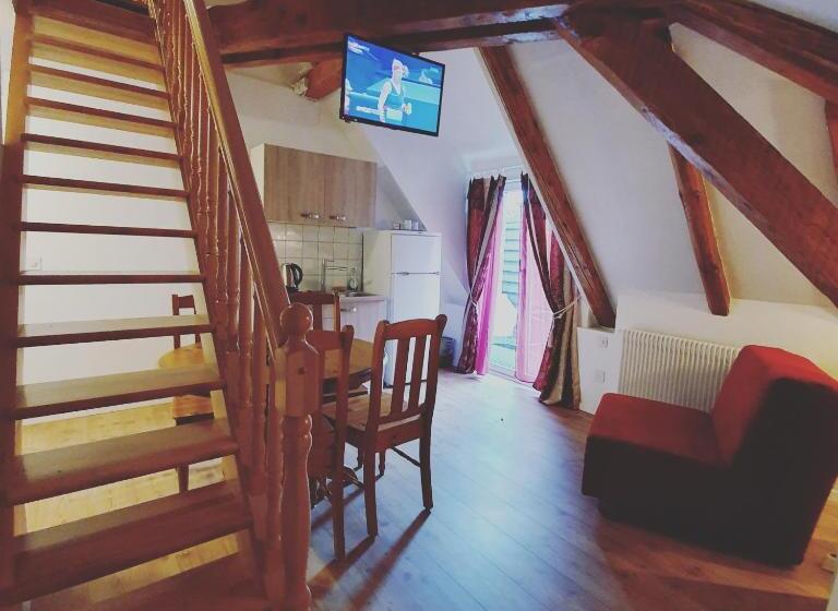 آپارتمان 1 خوابه با بالکن, Esos Hotel Quelle