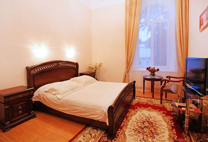 سوییت جونیور, Ekaterina