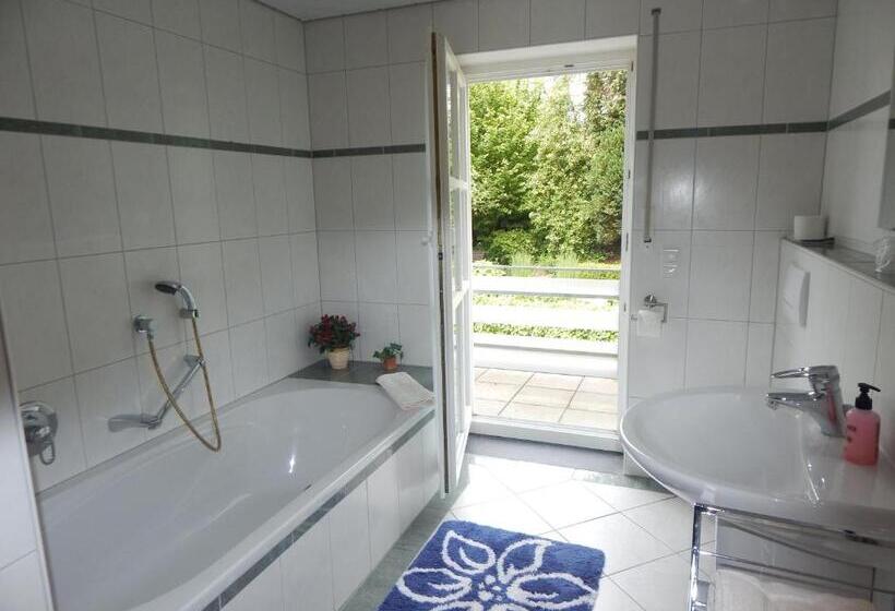 Апартаменты 2 Спальни с Террасой, & Gasthof Hubertushöhe   Ihr Hotel Für Urlaub Mit Hund