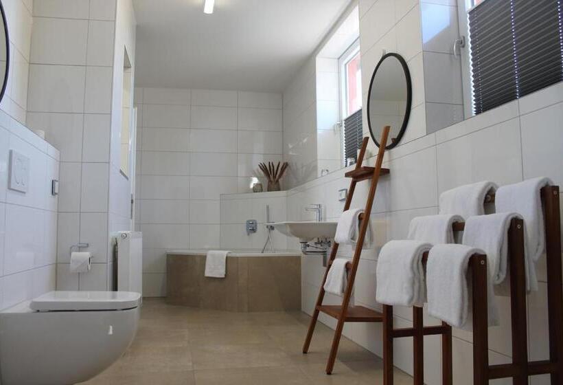 Апартаменты 1 Спальня с Видом, Bodensee Hotel Sonnenhof