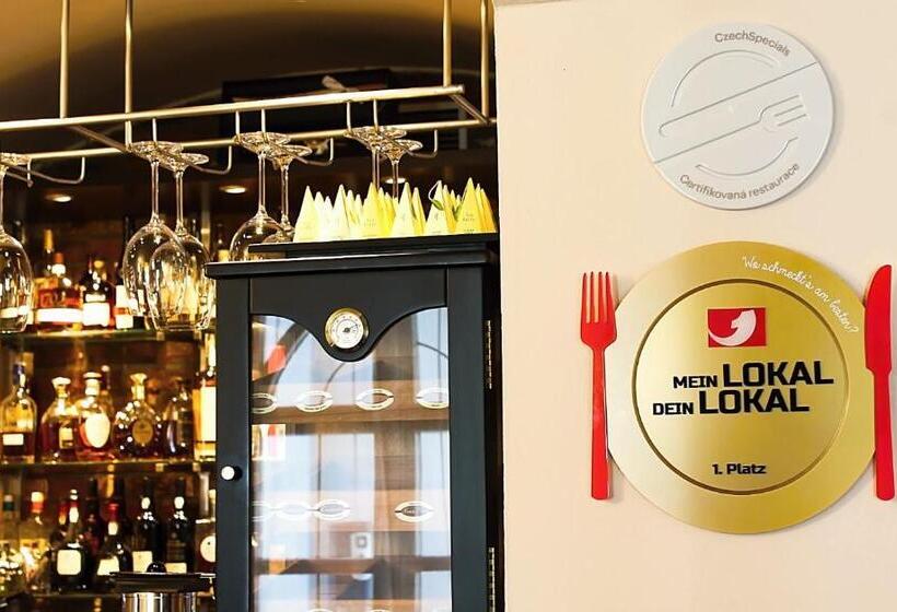 Номер Deluxe, Gourmet Hotel Villa Patriot
