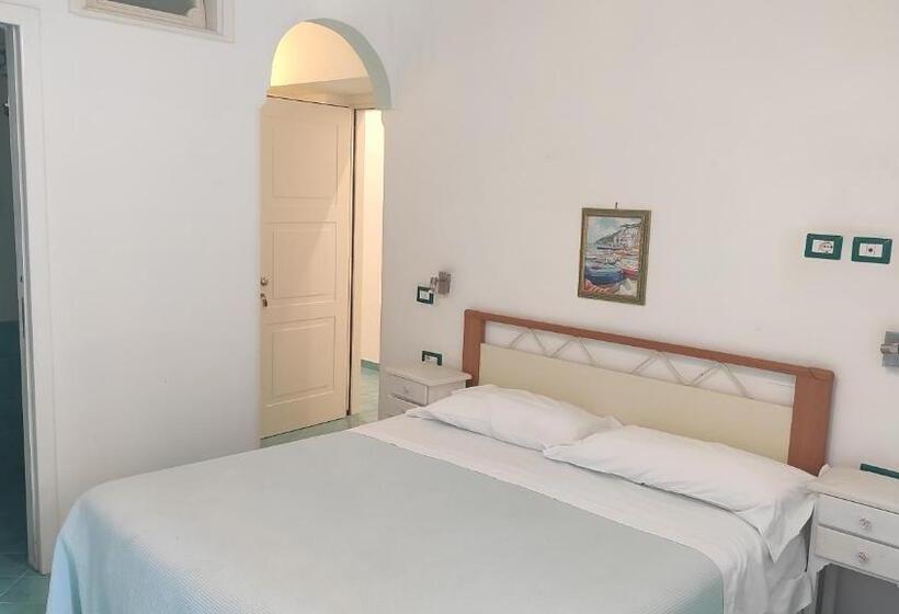 Трехместный Номер Базовый, Albergo S. Andrea