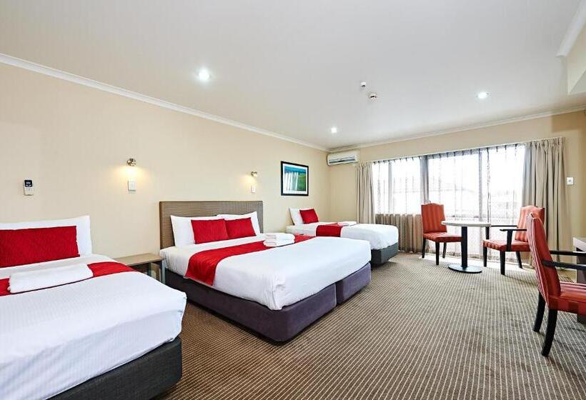 Family Suite, Auckland Airport Lodge