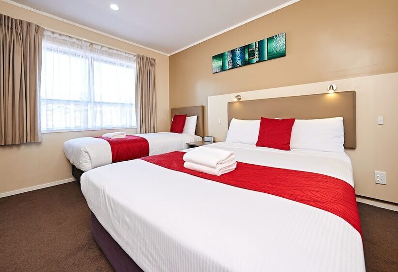 Студия Стандарт, Auckland Airport Lodge