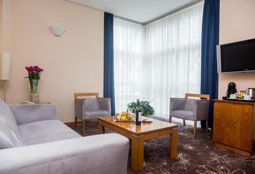Апартаменты 1 Спальня, Lycium Debrecen