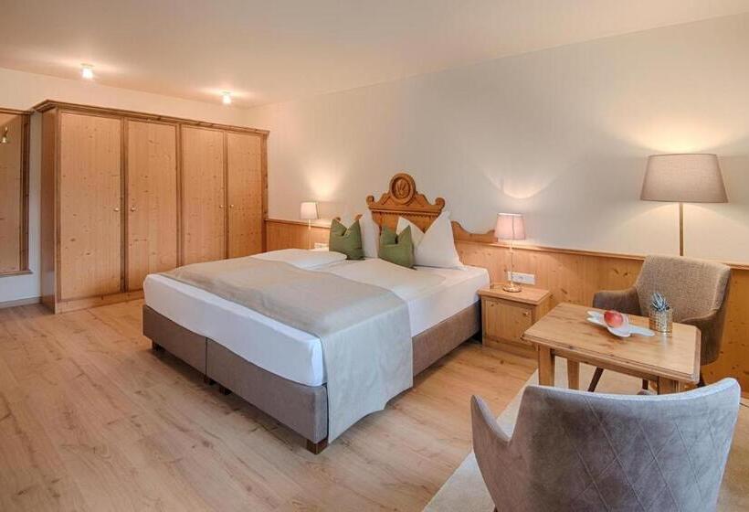 اتاق استاندارد یک نفره, Majestic Hotel & Spa Resort