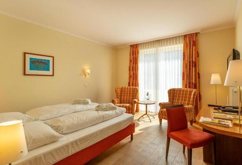 Номер Стандарт с Балконом, Ringhotel Warnemünder Hof