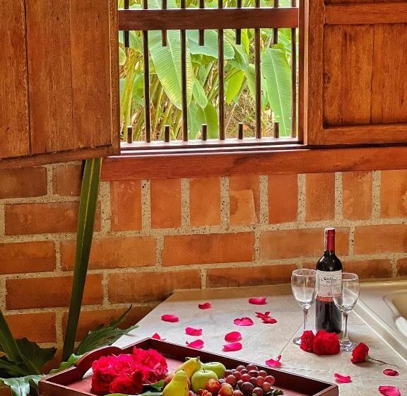 샬레, Avalon Hotel Campestre