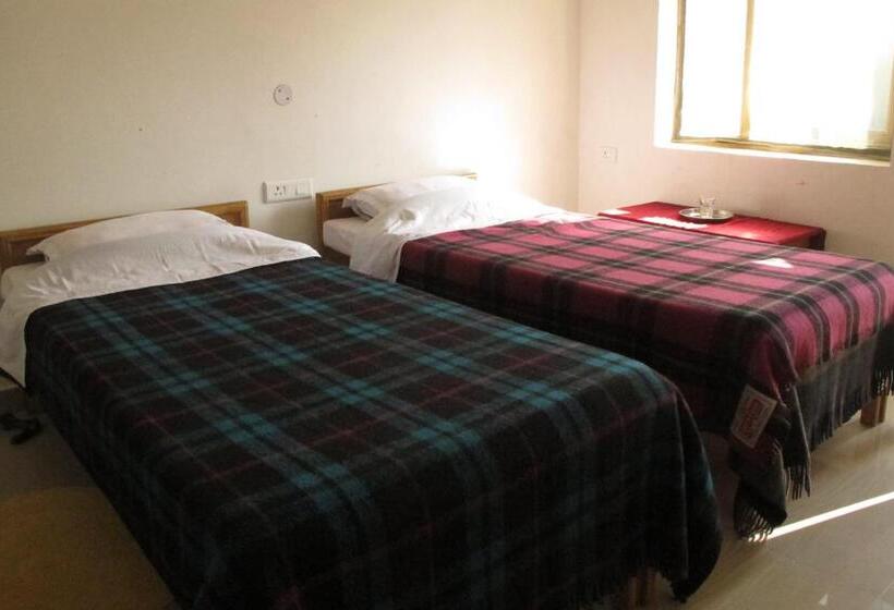 Quarto Estandar, Suma Guest House