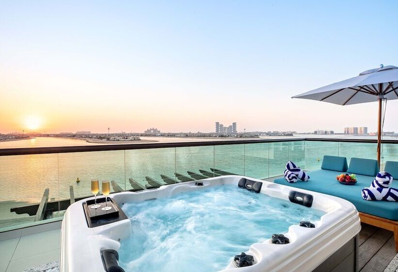 سوئیت کلوب با چشم‌انداز دریا, Taj Exotica Resort & Spa, The Palm, Dubai