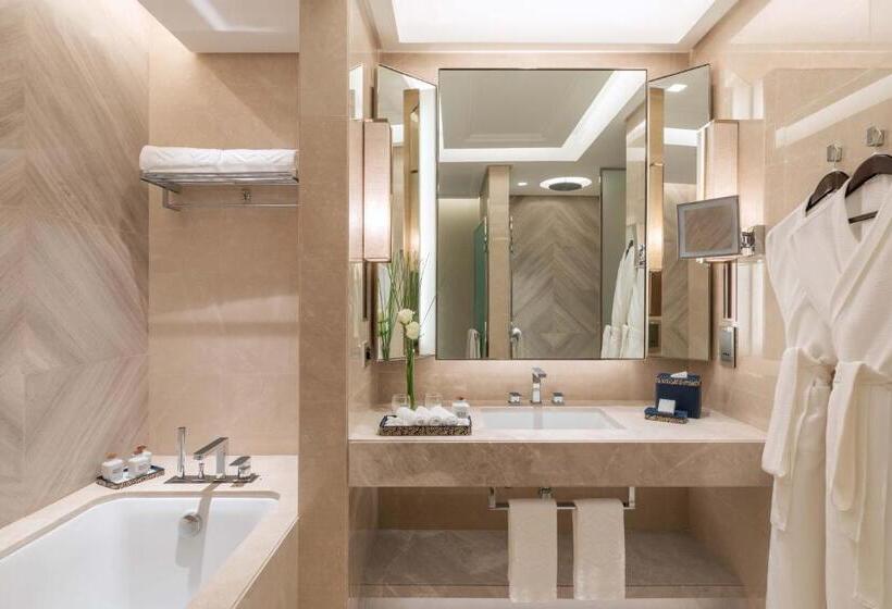 اتاق لوکس با چشم‌انداز دریا, Taj Exotica Resort & Spa, The Palm, Dubai