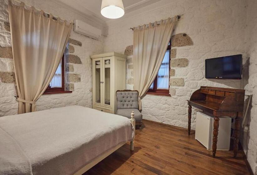 Номер Стандарт, Alacati Zeytin Konak