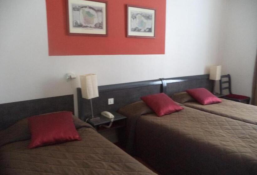 Номер Стандарт Трехместный, Cit Hotel Avallon Vauban