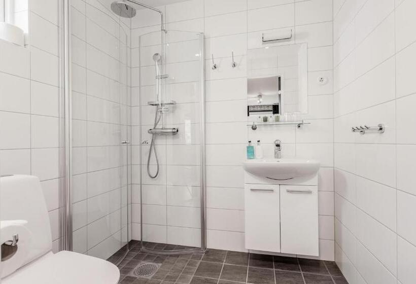 Номер Basic, Hällsnäs Hotell & Restaurang
