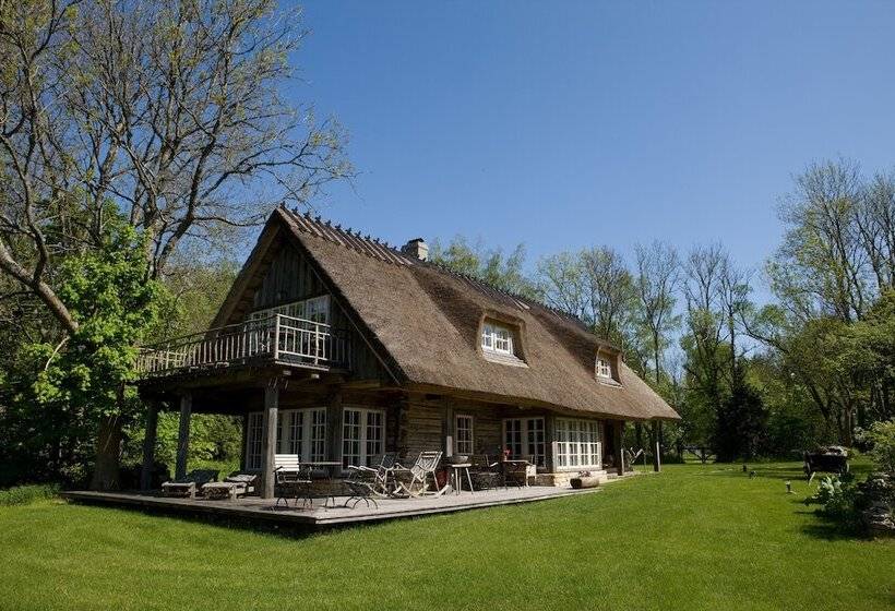 اتاق استاندارد, Pädaste Manor
