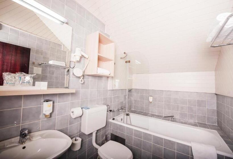 اتاق استاندارد یک نفره, Zagreb  Health & Beauty