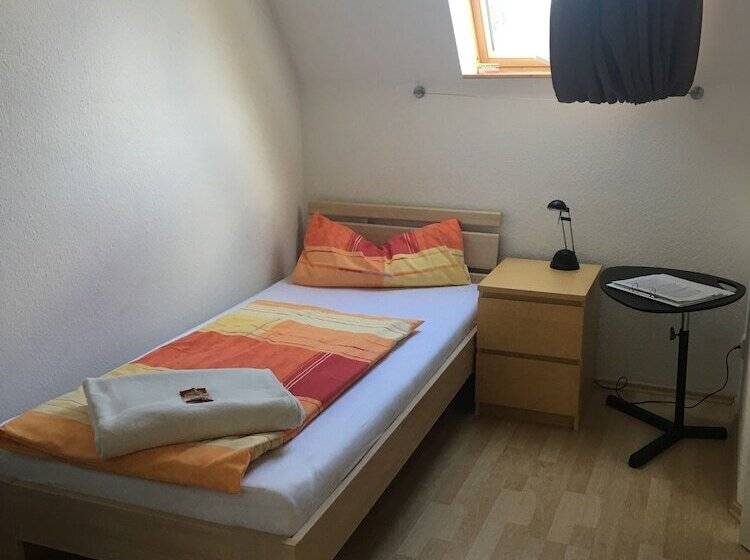 标准单人间, Privatzimmer Bellevue