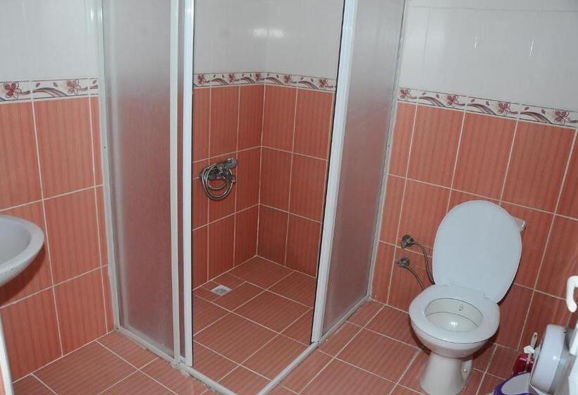 اتاق خانوادگی, Dort Mevsim