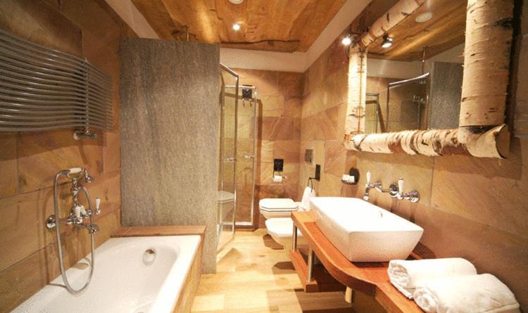 Номер Стандарт, Relais Del Nazionale