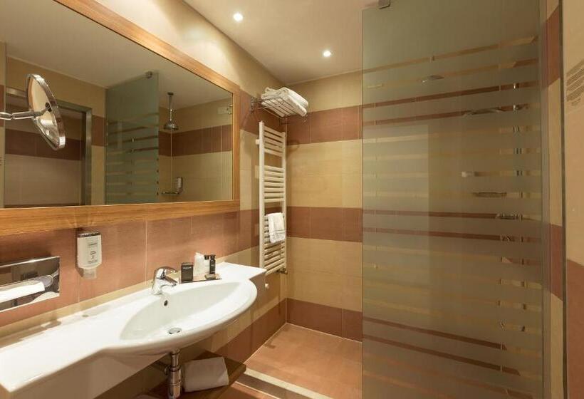 Family Suite, Leonardo Hotel Lago Di Garda   Wellness And Spa