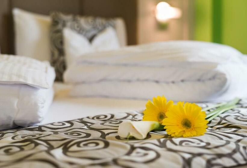 Номер Economy, Villa Nicolli Romantic Spa Resort   Adults Only