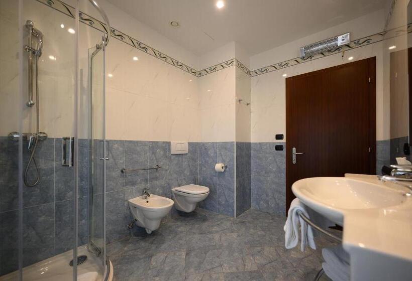 Полулюкс с Балконом, Villa Nicolli Romantic Spa Resort   Adults Only