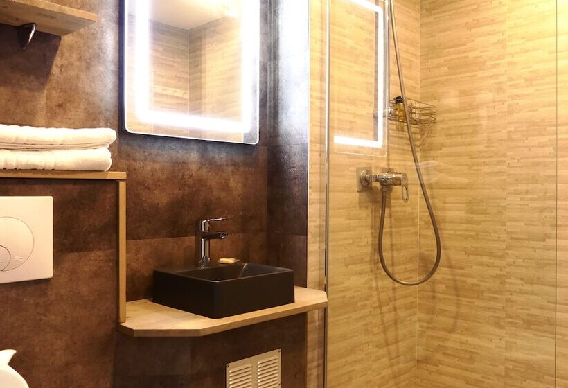 高级大房间, Contact Hôtel Le Provençal Bordeaux Lac