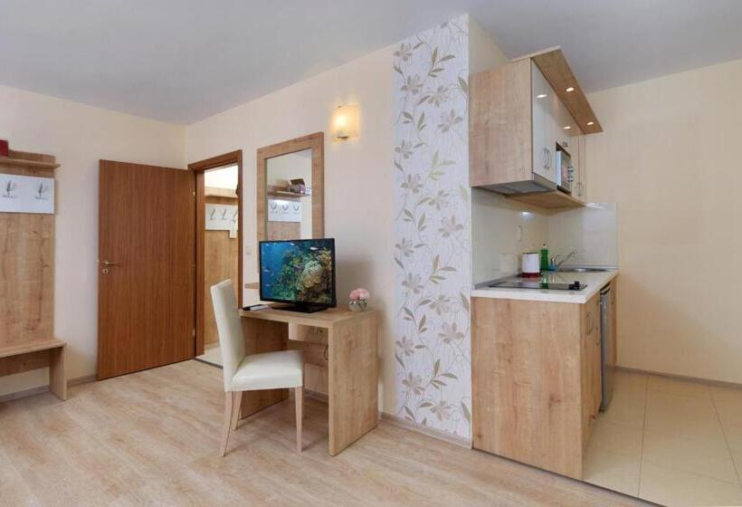 استودیوی استاندارد, Relax Holiday Complex & Spa