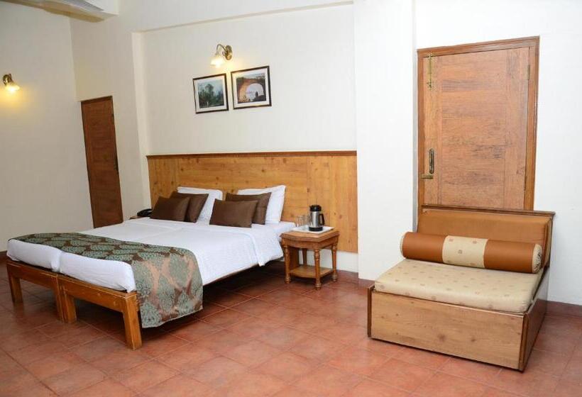 اتاق لوکس, Upper Deck Resort   Stay And Relax At The Highest Peak Lonavala
