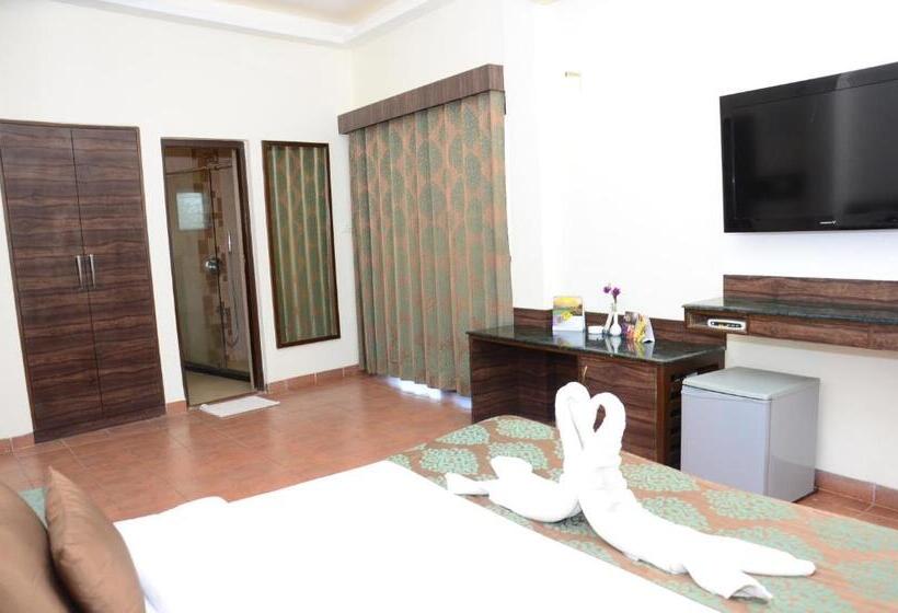 خانه 1 خوابه, Upper Deck Resort   Stay And Relax At The Highest Peak Lonavala
