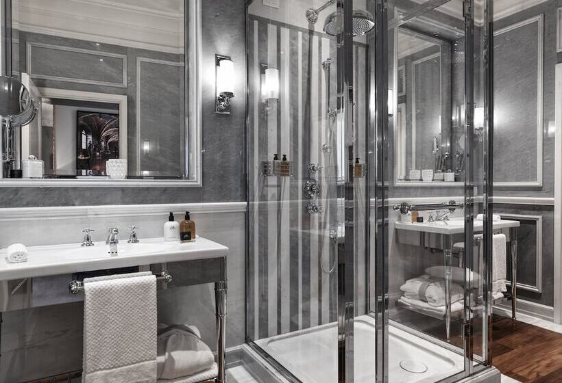디럭스 룸, J.k. Place Roma   The Leading Hotels Of The World