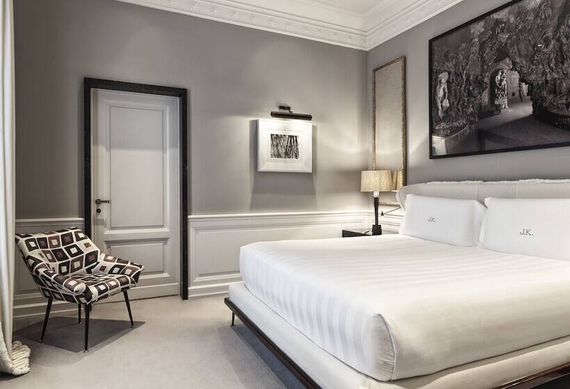 주니어 스위트 발코니, J.k. Place Roma   The Leading Hotels Of The World