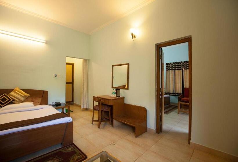 اتاق لوکس, Sea Hawk Hill Resort A Luxury Boutique Resort, 20 Km From Nainital