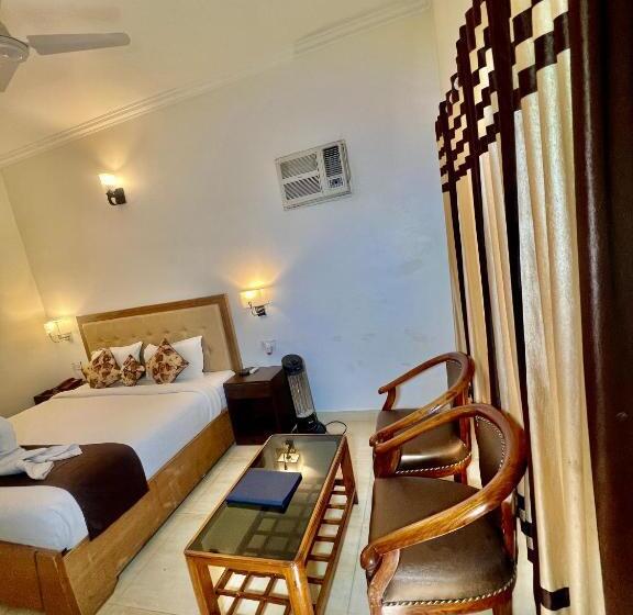 اتاق لوکس, Sea Hawk Hill Resort A Luxury Boutique Resort, 20 Km From Nainital